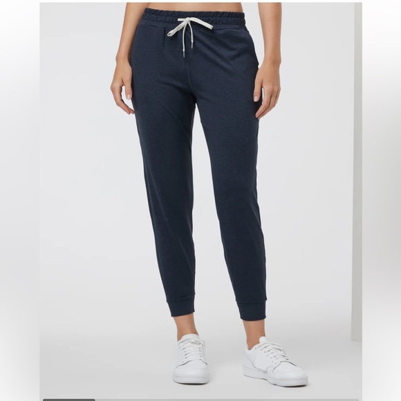 Vuori Pants - 💕EUC - Women’s Vuori Performance Jogger - Sz S Midnight Heather💕